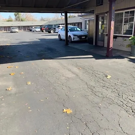 Villa Court Inn Oroville-3